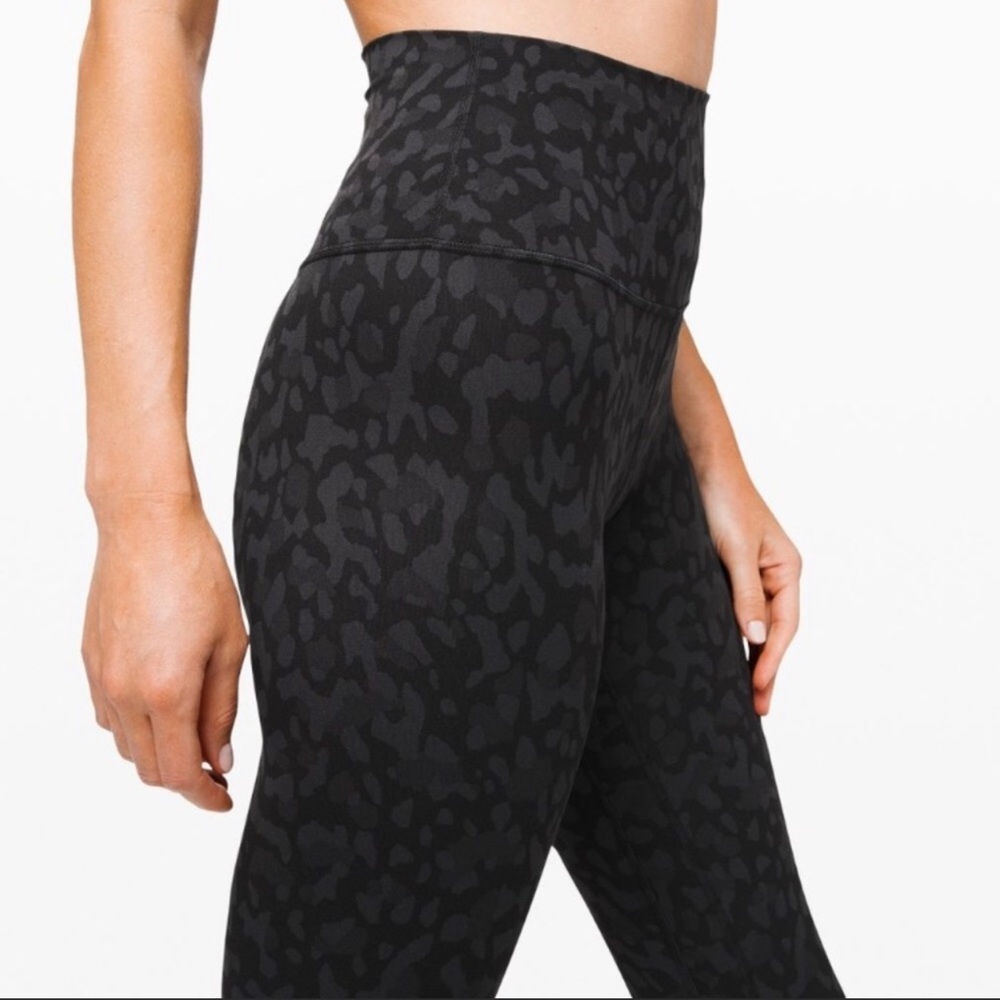 Lululemon Wunder Under Luxtreme Black Animal Print